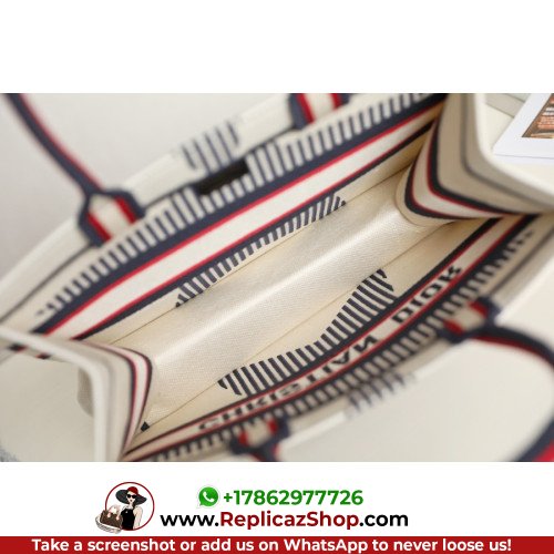 Dior Book Tote Medium 36cm - Image 4