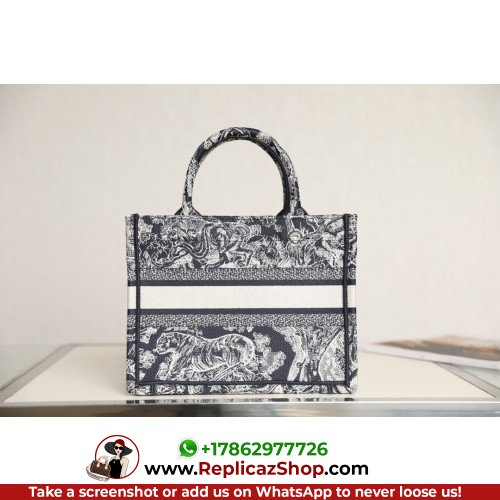 Dior Book Tote Small 26.5cm - Image 3