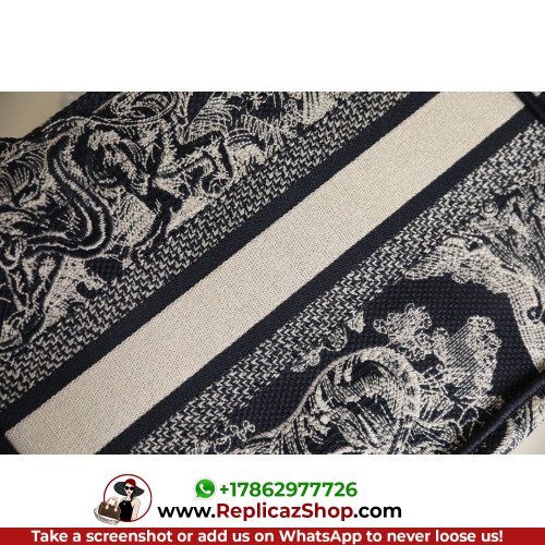 Dior Book Tote Small 26.5cm - Image 4