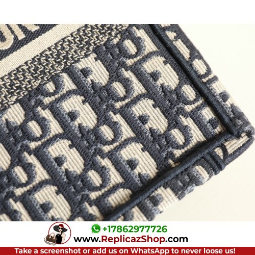 Dior Book Tote Small 26.5cm - Image 2