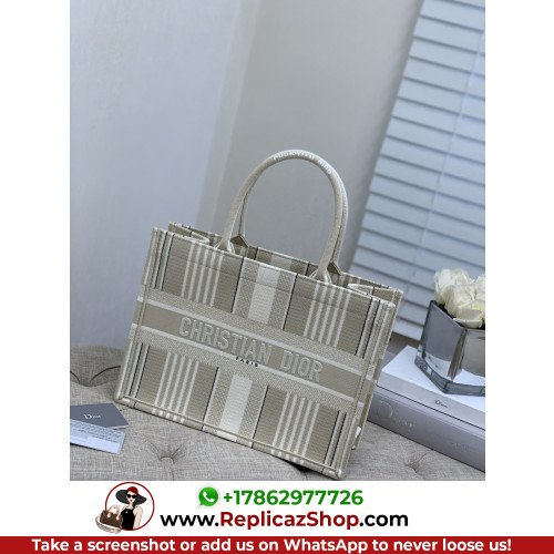 Dior Book Tote Medium 36cm - Image 3