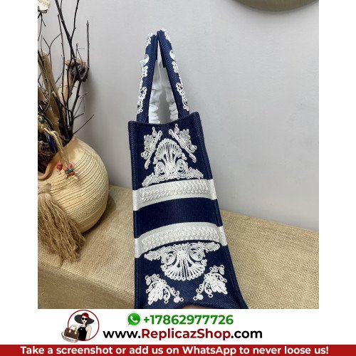 Dior Book Tote Medium 36cm - Image 2