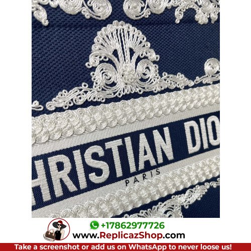 Dior Book Tote Medium 36cm - Image 4