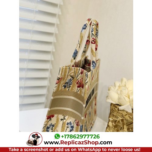 Dior Book Tote Medium 36cm - Image 10