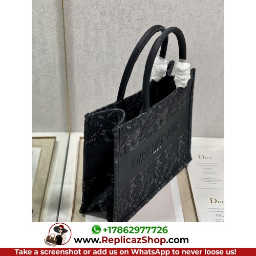 Dior Book Tote Medium 36cm - Image 10