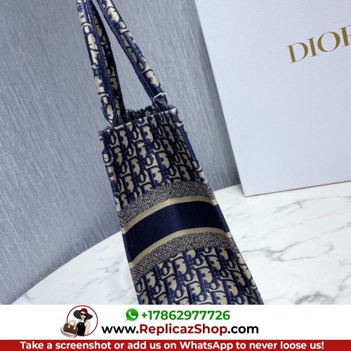 Dior Book Tote Medium 36cm - Image 10
