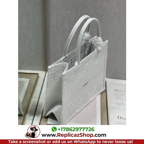 Dior Book Tote Medium 36cm - Image 6