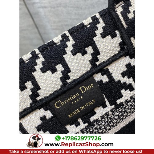 Dior Book Tote Small 26.5cm - Image 10