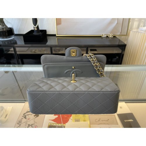 Chanel Flap Bag 23cm (Small) - Image 6