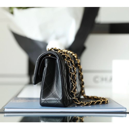 Chanel Flap Bag 23cm (Small) - Image 10