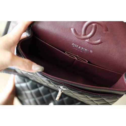 Chanel Flap Bag 23cm (Small) - Image 3