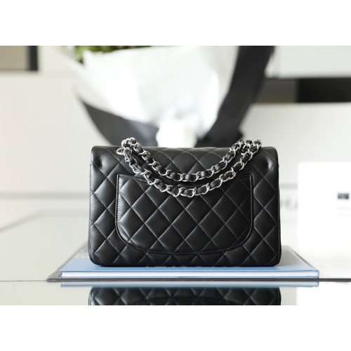 Chanel Flap Bag 23cm (Small) - Image 7