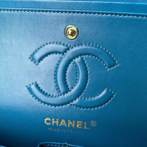 Chanel Flap Bag 23cm (Small) - Image 7