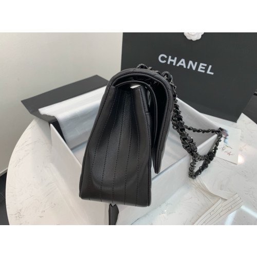 Chanel Flap Bag 30cm (Jumbo) - Image 2