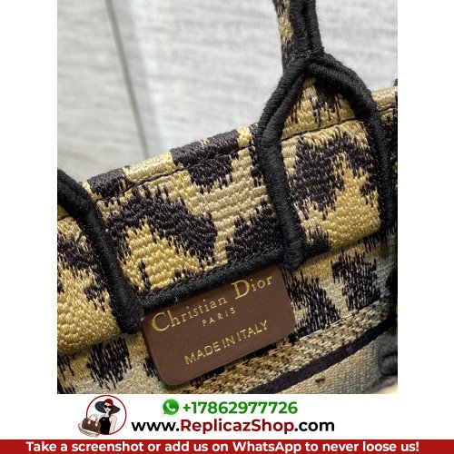 Dior Mini Phone Bag 13cm - Image 2