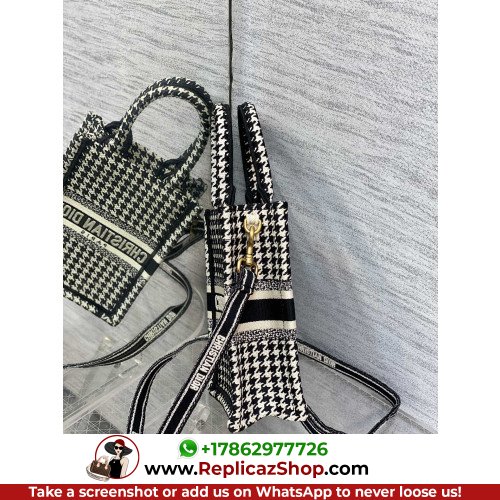 Dior Mini Phone Bag 13cm - Image 7