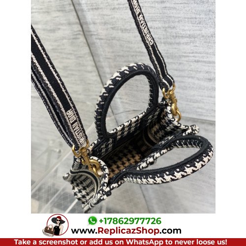 Dior Mini Phone Bag 13cm - Image 9