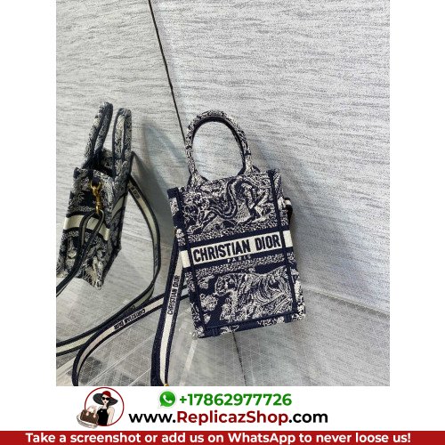 Dior Mini Phone Bag 13cm - Image 3