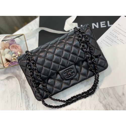 Chanel Flap Bag 25cm (Medium)
