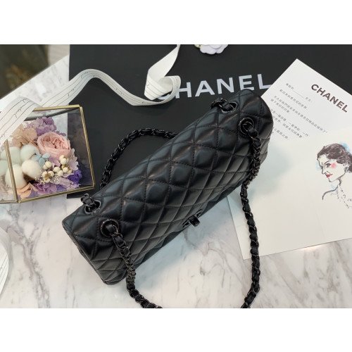 Chanel Flap Bag 25cm (Medium) - Image 8