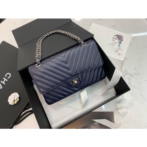 Chanel Flap Bag 25cm (Medium)