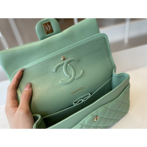 Chanel Flap Bag 25cm (Medium) - Image 6