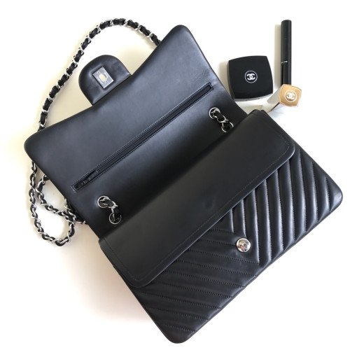 Chanel Flap Bag 30cm (Jumbo) - Image 3