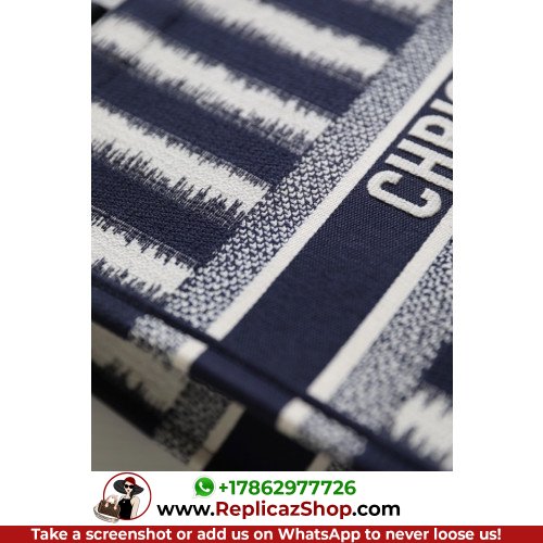 Dior Book Tote Large 42cm - Image 3