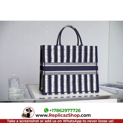 Dior Book Tote Large 42cm - Image 6