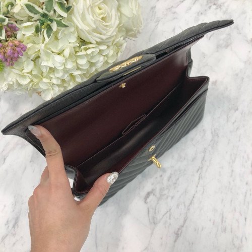 Chanel Flap Bag 25cm (Medium) - Image 4