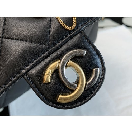 Chanel Flap Bag 20cm (Mini) - Image 3