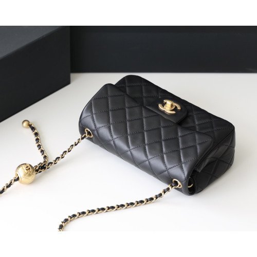 Chanel Flap Bag 20cm (Mini) - Image 8