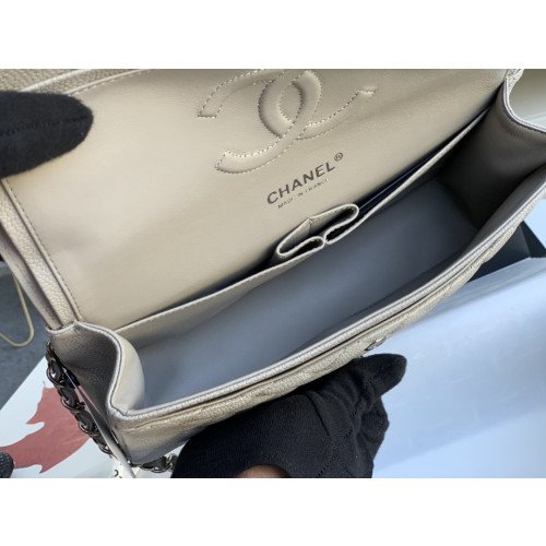 Chanel Flap Bag 25cm (Medium) - Image 3