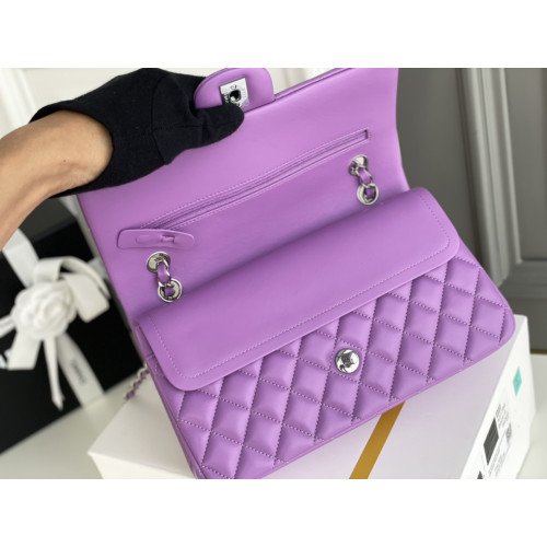 Chanel Flap Bag 25cm (Medium) - Image 8