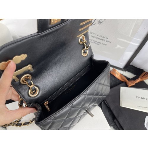 Chanel Flap Bag 20cm (Mini) - Image 9