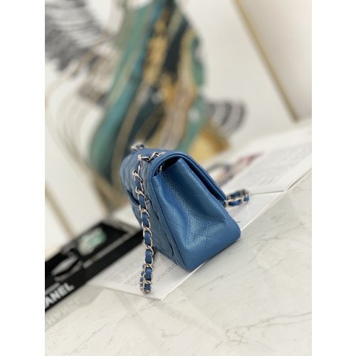 Chanel Flap Bag 17cm (Mini) - Image 4