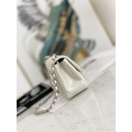 Chanel Flap Bag 17cm (Mini) - Image 2