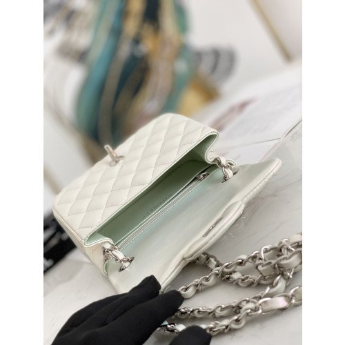 Chanel Flap Bag 17cm (Mini) - Image 8