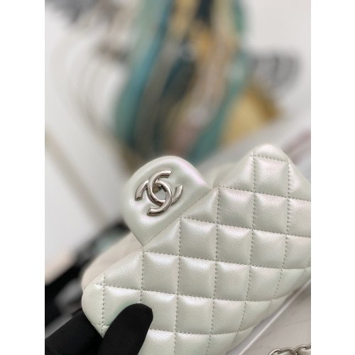 Chanel Flap Bag 17cm (Mini) - Image 9