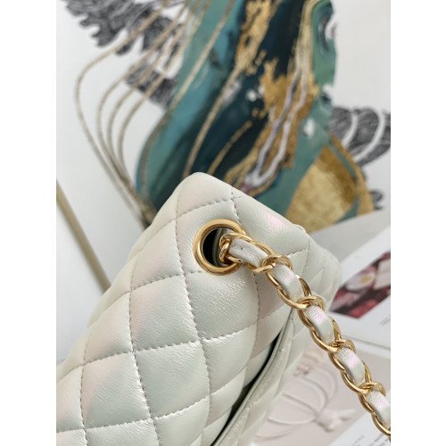 Chanel Flap Bag 17cm (Mini) - Image 5