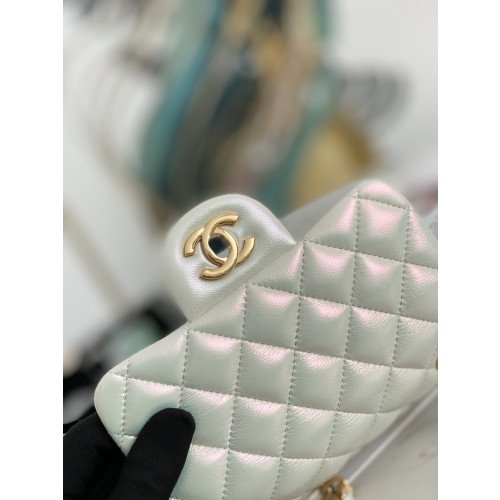 Chanel Flap Bag 17cm (Mini) - Image 9