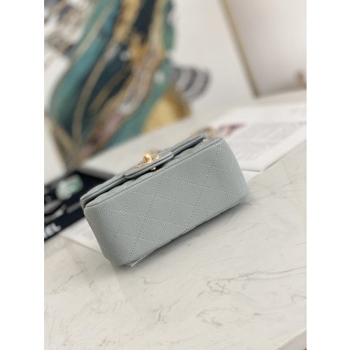 Chanel Flap Bag 17cm (Mini) - Image 9