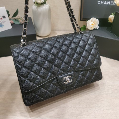 Chanel Flap Bag 33cm (Maxi) - Image 2