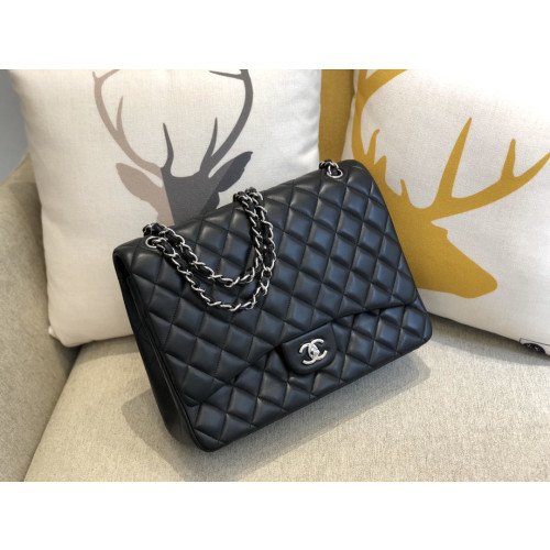 Chanel Flap Bag 33cm (Maxi) - Image 8