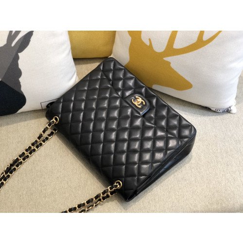 Chanel Flap Bag 33cm (Maxi) - Image 8