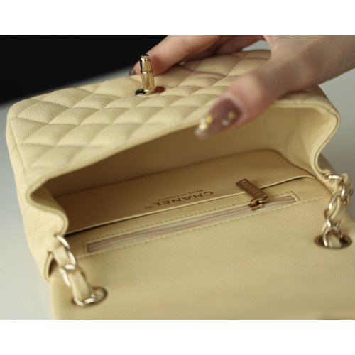 Chanel Flap Bag 17cm (Mini) - Image 2