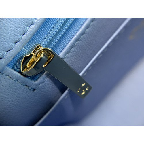 Chanel Flap Bag 17cm (Mini) - Image 4