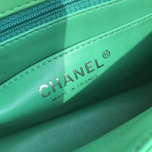 Chanel Flap Bag 17cm (Mini) - Image 4