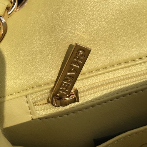 Chanel Flap Bag 17cm (Mini) - Image 4