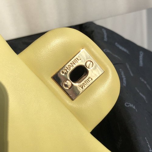 Chanel Flap Bag 17cm (Mini) - Image 8
